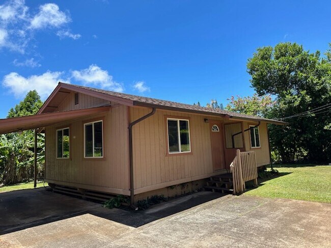 Photo - 470 W Kuiaha Rd Apartment Unit 470A West Kuiaha Road 2bd/ 1ba