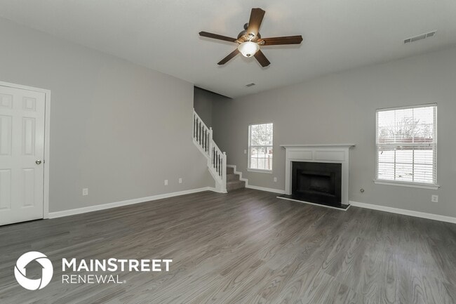 Photo - 4634 Derby Loop