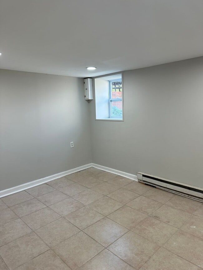 Photo - 5 S Wickham Rd Unit Apt. B