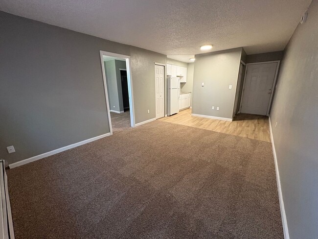 Mountain Pointe Apartments