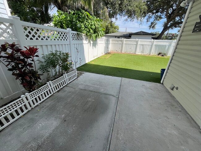 Backyard patio - View 2 - 3601 W Santiago St