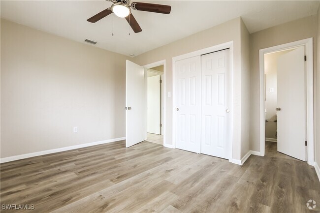 Building Photo - 21621 Augusta Ave Rental