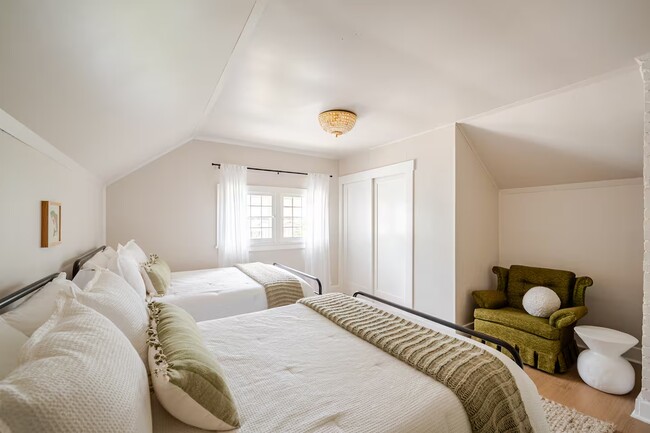 Photo - 227 E 22nd Ave