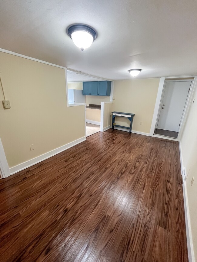 416 Coffeen St Unit 416-2
