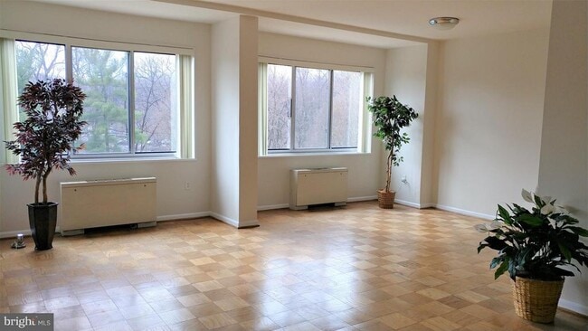 Building Photo - 10500 Rockville Pike Unit 210