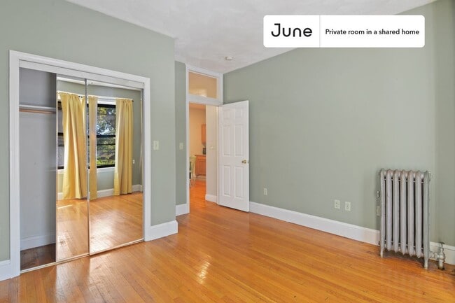 Photo - Room in Shared 4 bed/1 bath home Unit B