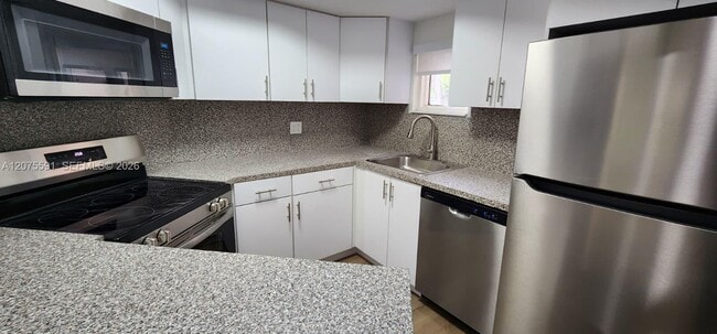 Photo - 8363 Lake Dr Unit 108