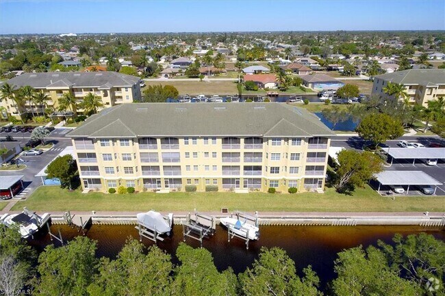 Building Photo - 1791 Four Mile Cove Pkwy Rental