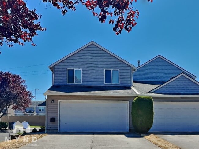 Building Photo - 11521 NE 29th St Rental