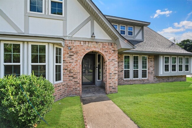 Photo - 4735 Charade Dr