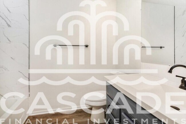 Photo - 8143 Holmes St