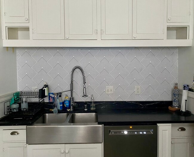 Photo - 514 E Homer St Unit Lower