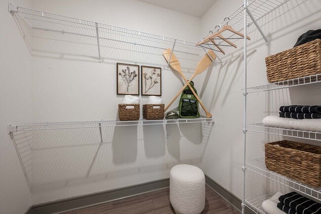 Botanic Waterside Apartments at Lakewood Ranch