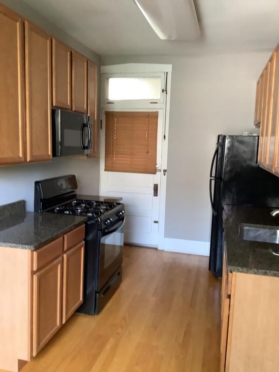 Photo - 209 Chicago Ave Unit 2