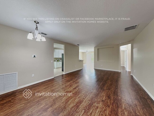 Photo - 2443 Longworthy Rd