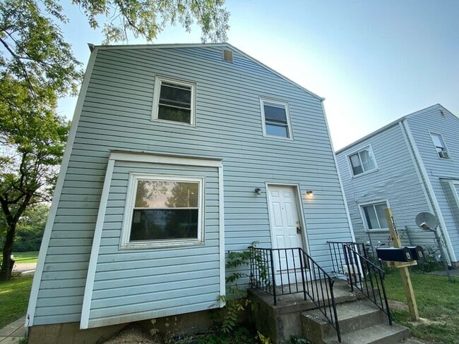 Photo - 108 Columbian Ave