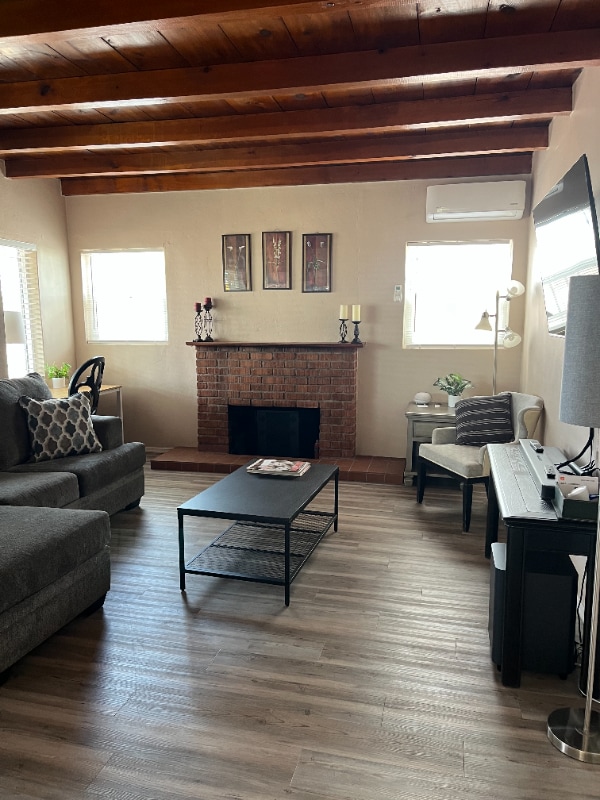 Photo - 2618 N Edith Blvd