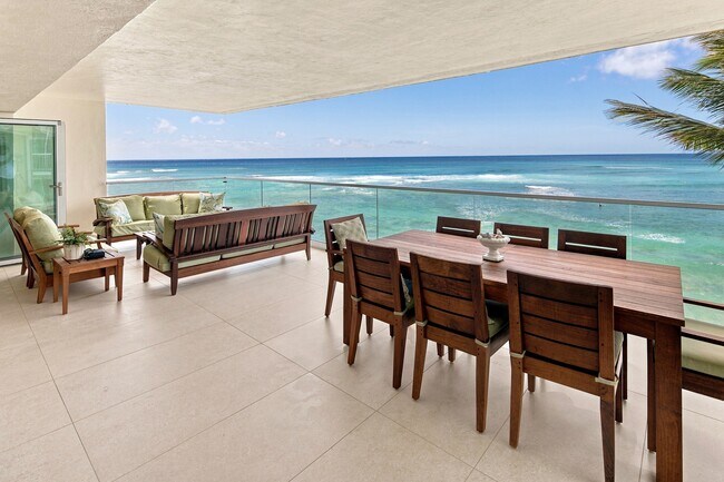 3019 Kalakaua Ave