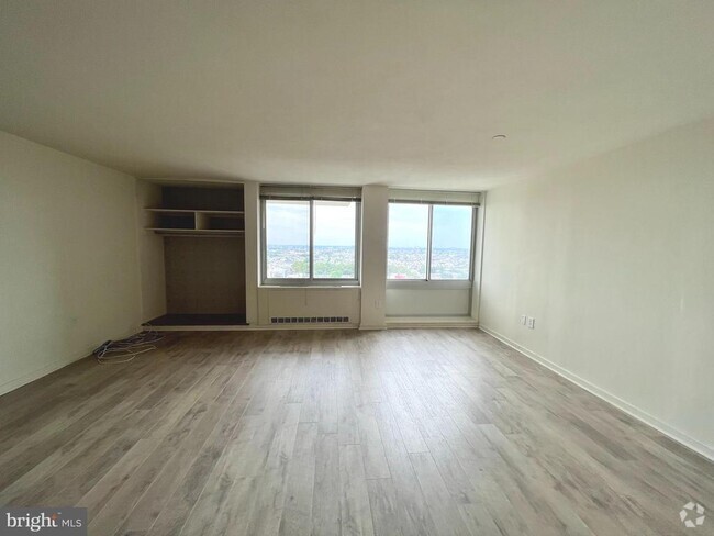 Building Photo - 604-36 S Washington Square Unit 1505 Rental