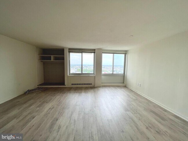 Photo - 604-36 S Washington Square Apartment Unit 1505