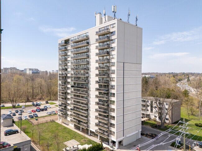 Photo - The Whitehall