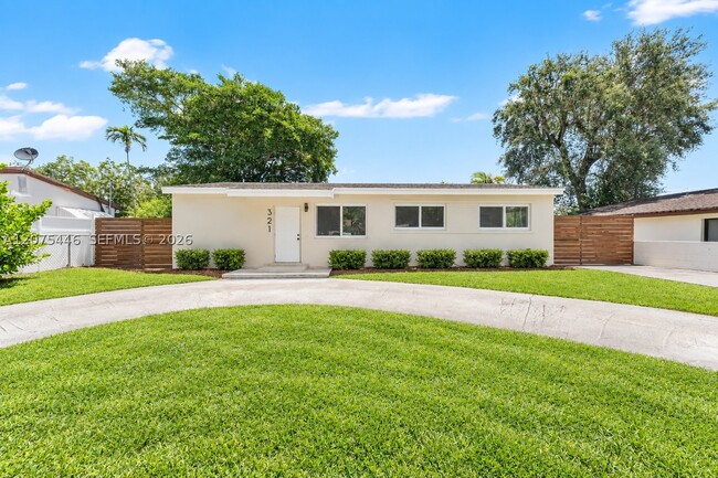 323 NW 56th Ave. Unit 1
