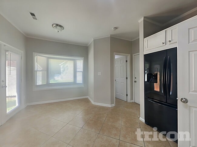 Photo - 404 Marcella Dr