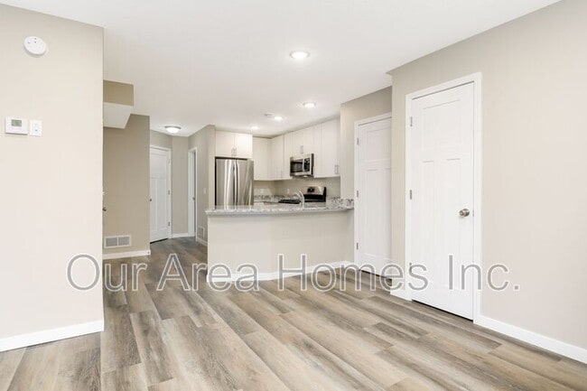 Photo - 6158 Manchester Ave NE