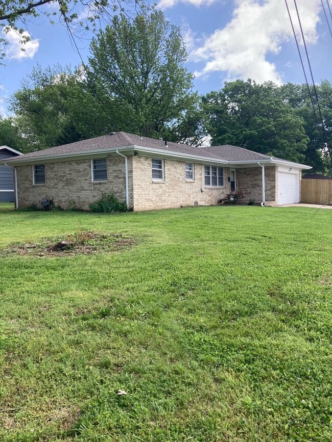 Photo - Updated 3 Bedroom Home Available!