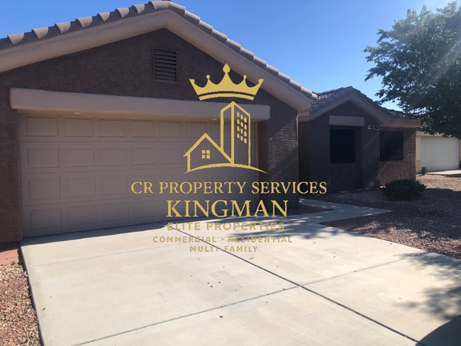 Photo - Spacious 3-Bedroom Home with Private Backyard Retreat – Fully Furnished & Utilities Included