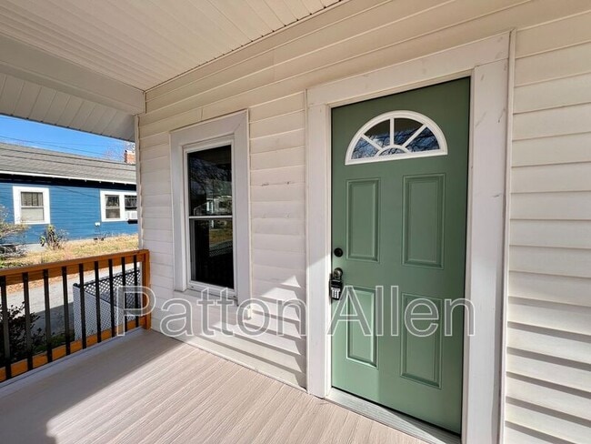 Photo - 90 Fairfax Ave