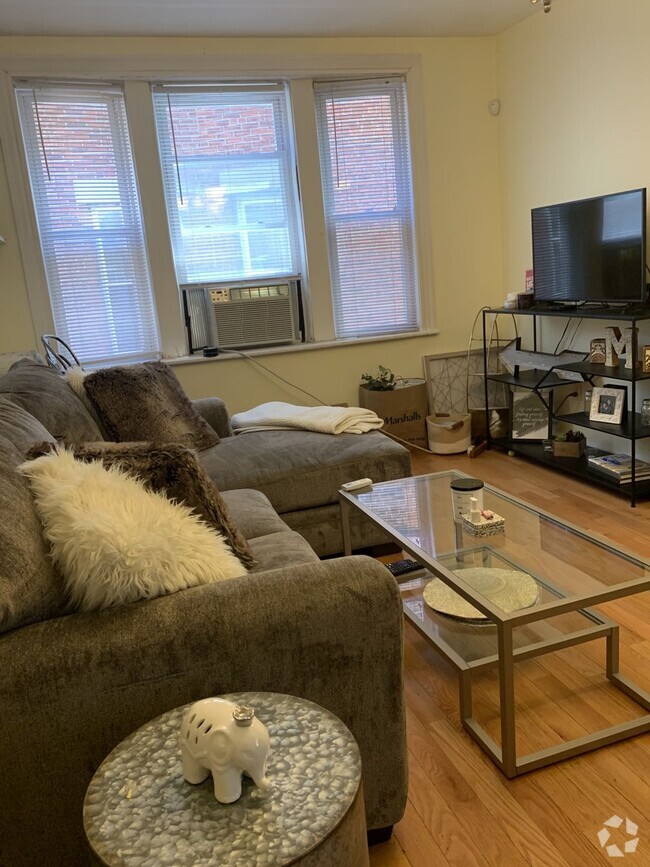 Building Photo - 5 Braemore Rd Unit 9 Rental