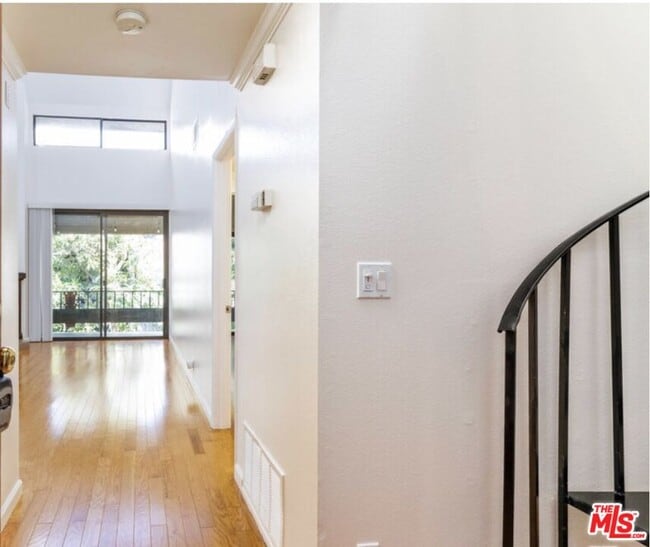 Photo - 8675 Falmouth Ave Unidad 315