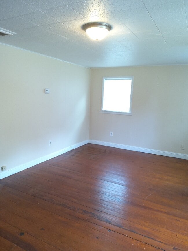 Photo - 1209 Dickson Ave