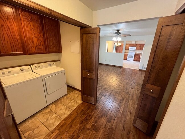 Photo - 409 S Broadway Ave Unidad 406