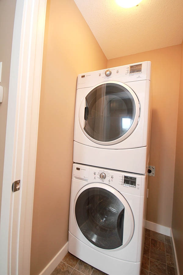 Photo - 441 Halifax St