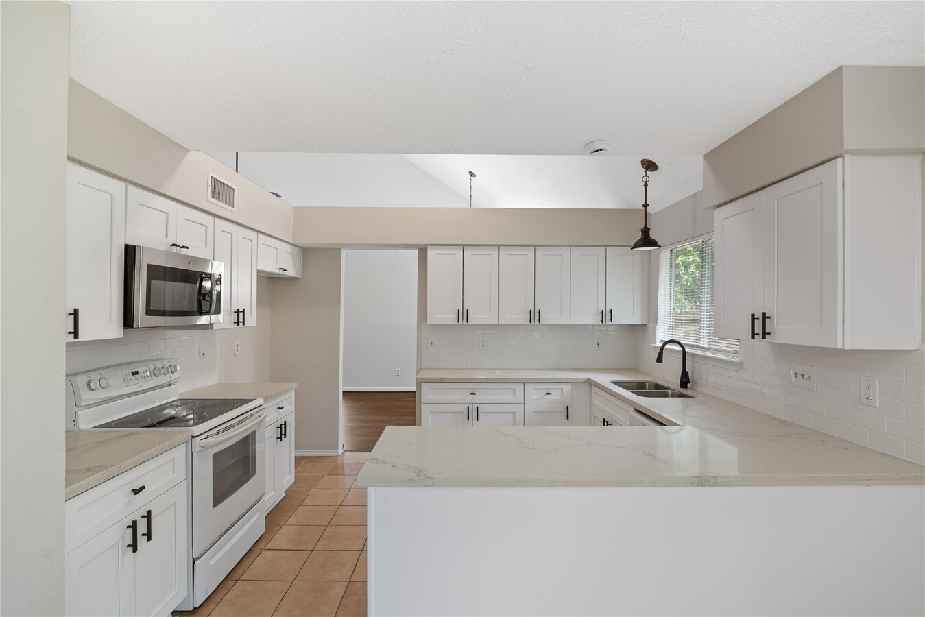 Photo - 4807 Shadowdale Dr