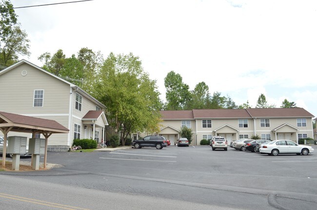 Photo - 1705 Ogle Rd Townhomes