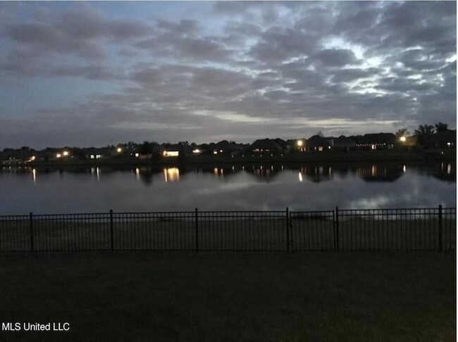 Photo - 173 Clearview Dr W