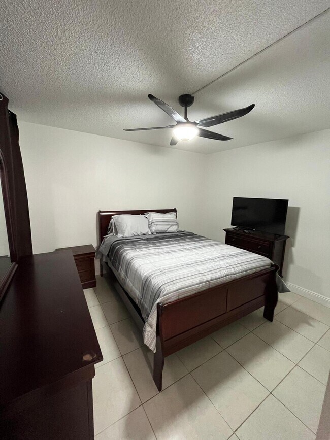 Photo - 7041 Environ Blvd Unit 127