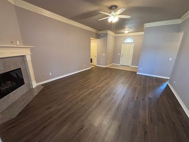 Photo - NEW APPLIANCES TO COME!! Gorgeous Single Family Home Off Of Mount Comfort Road!