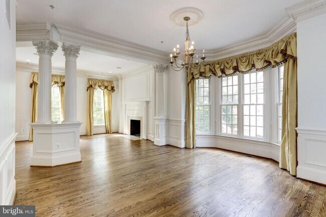 Photo - 7233 Addington Dr