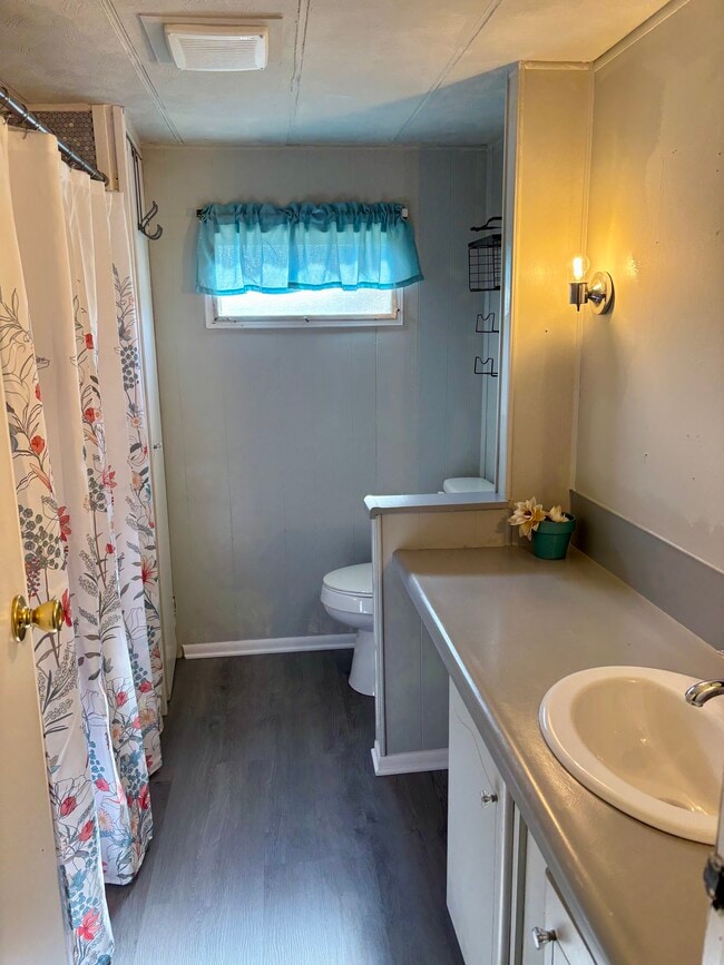 Photo - 3017 Saralake Blvd