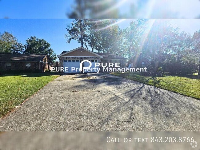 Building Photo - Charming 3-bedroom, 2-bathroom Brick Home