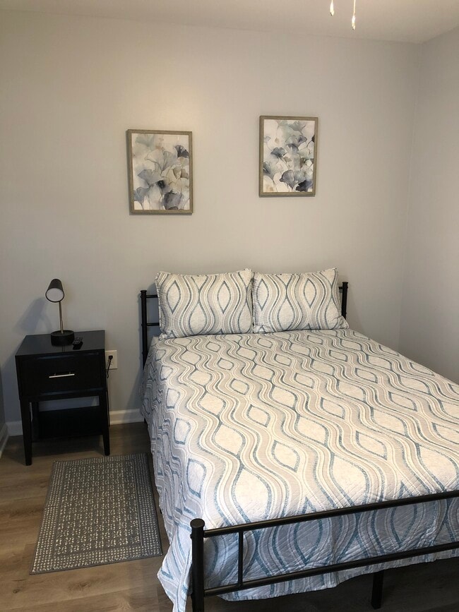 Building Photo - 5534 Allen Rd E