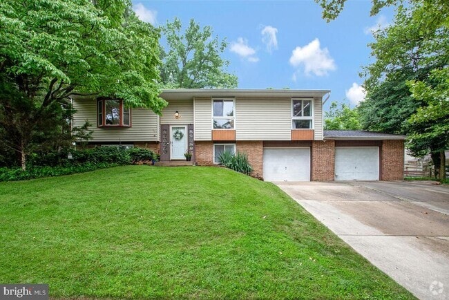 Building Photo - 6162 40 Winks Way Rental