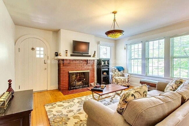 Photo - 438 McNabb Ave