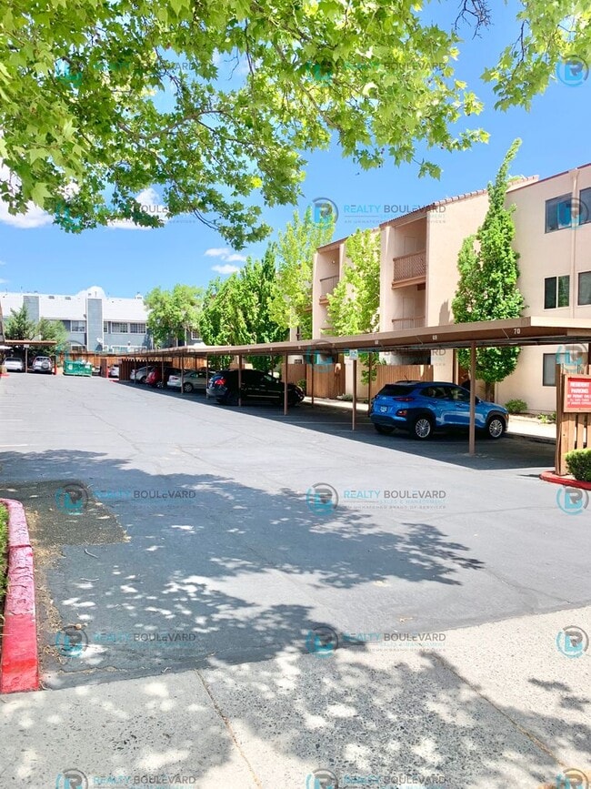 Photo - 2700 Plumas St Unit 1