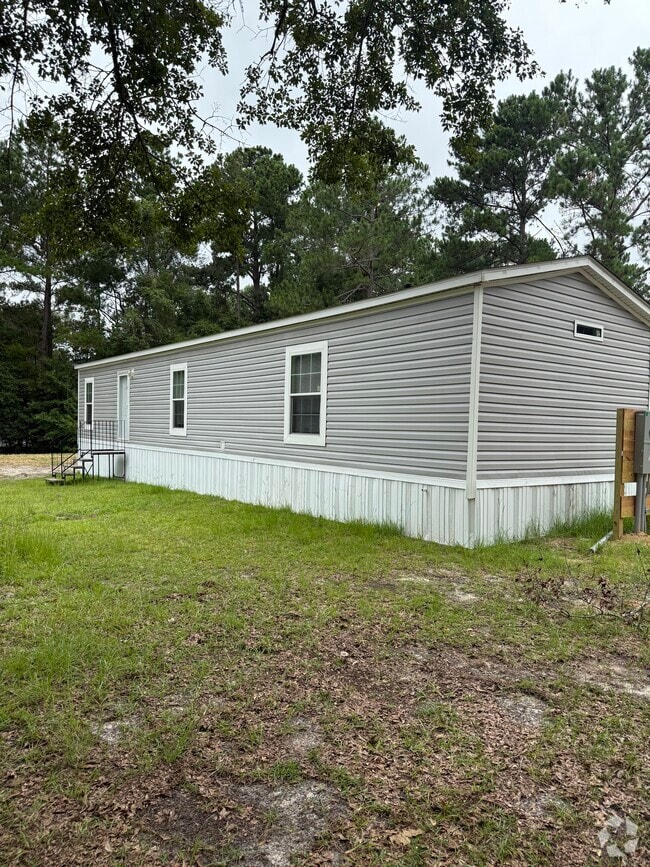 Building Photo - 463 Country Dr Rental