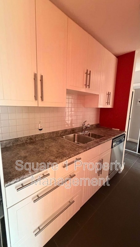 Photo - 10255-10117 117 St NW Unit 19